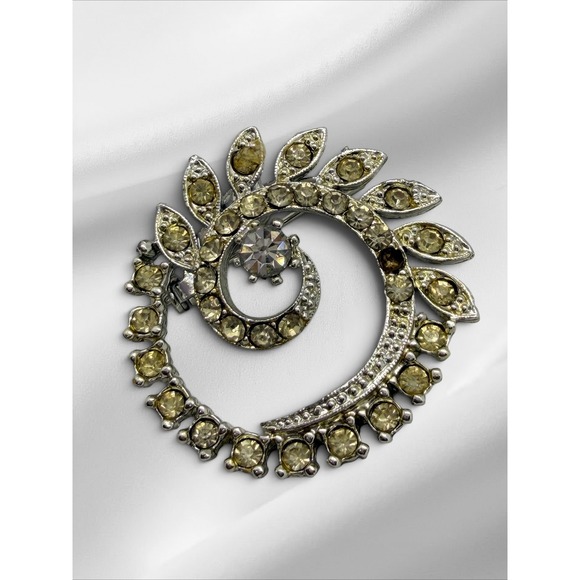 Jewelry - Vintage Silver Tone Spiral Rhinestone Brooch Champagne Swirl Pin Women Accessory